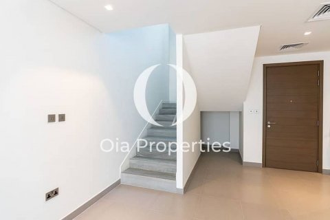 Villa on the Yas Island, Abu Dhabi, UAE 4 bedrooms, 315 sq.m. № 608587 - photo 3