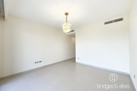 Villa itt: Dubai Hills Estate, EAE, 5 hálószoba, 385.1 m², azonosító: 624578 - fénykép 12