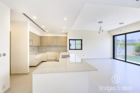 Villa itt: Dubai Hills Estate, EAE, 5 hálószoba, 385.1 m², azonosító: 624578 - fénykép 7