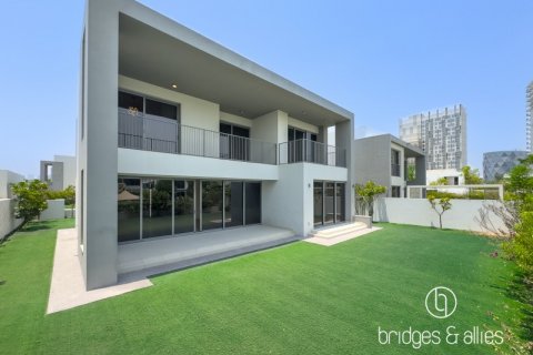 Villa itt: Dubai Hills Estate, EAE, 5 hálószoba, 385.1 m², azonosító: 624578 - fénykép 3