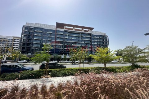 Apartment in Meydan, Dubai, UAE 34.5 sq.m. № 584963 - photo 3