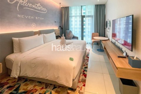 Apartment in Palm Jumeirah, Dubai, UAE 1 room, 34 sq.m. № 625821 - photo 3