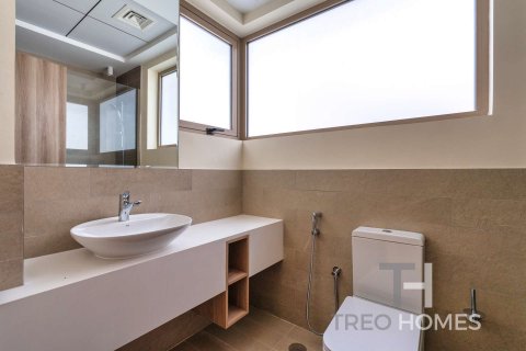 Řadový dům v Dubai, SAE 4 ložnice, 291 m² Č.: 595539 - fotografie 9