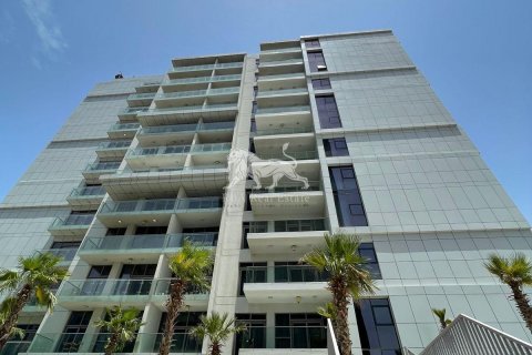 Apartment in Business Bay, Dubai, UAE 50.3 sq.m. № 571056 - photo 9