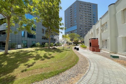 Apartment in Business Bay, Dubai, UAE 50.3 sq.m. № 571056 - photo 7