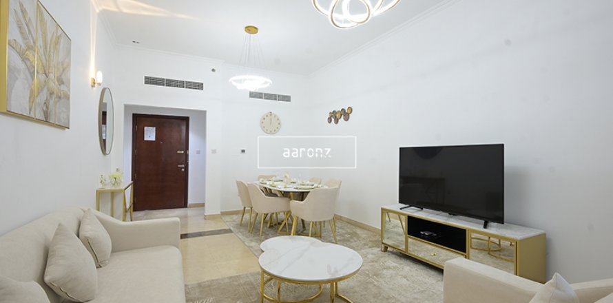 Apartment in Dubai Marina, UAE 3 bedrooms, 161.1 sq.m. № 624197