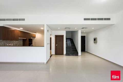 Üürile anda ridamaja asukohaga Dubai, AÜE: 3 magamistoaga, 180.8 m² Nr 589504 - pilt 4