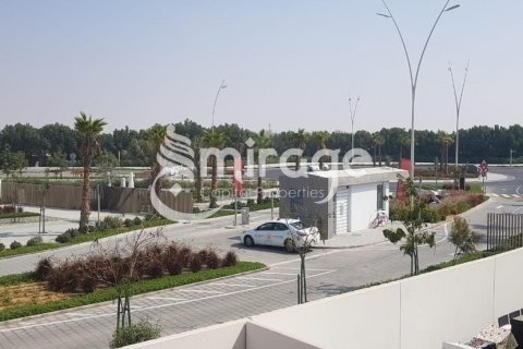Duplex zur Miete in Yas Island, Abu Dhabi, VAE 4 Schlafzimmer, 455.2 m2 Nr. 597316 - Foto 2