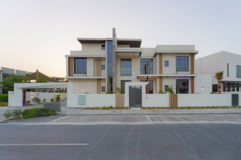Komerční nemovitost na Yas Island, Abu Dhabi, SAE 6 ložnice, 854 m² Č.: 593944 - fotografie 6