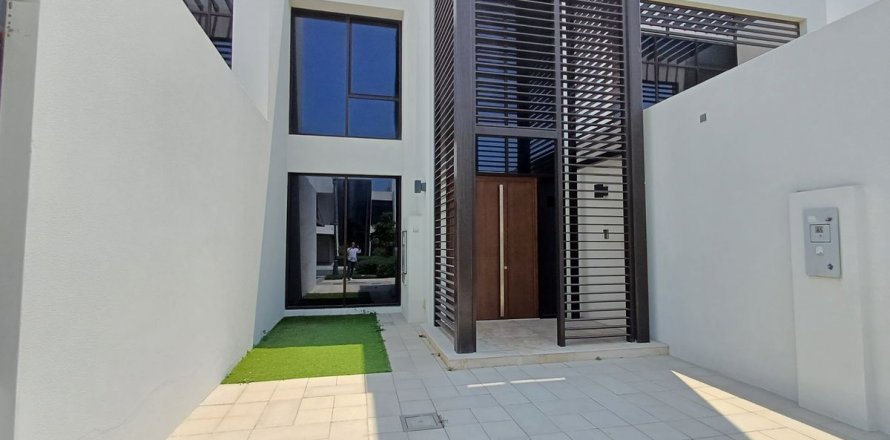 阿联酋 Abu Dhabi Saadiyat Island 联排别墅  4 卧, 599 平方米 , 编号 593939