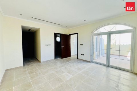 Vilë në Dubai, Emiratet e Bashkuara Arabe 3 dhoma gjumi, 676 m2. № 551434 - Foto 2
