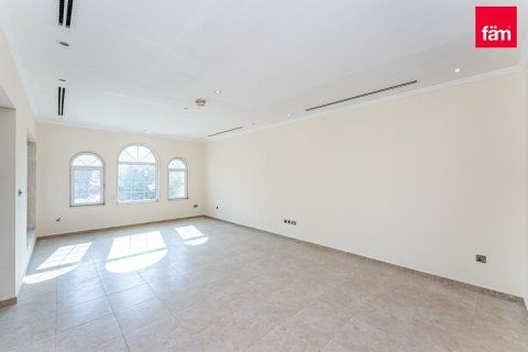 Vilë në Dubai, Emiratet e Bashkuara Arabe 3 dhoma gjumi, 676 m2. № 551434 - Foto 14