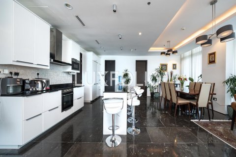 Penthouse in Dubai Marina, UAE 5 bedrooms, 364 sq.m. № 627911 - photo 6