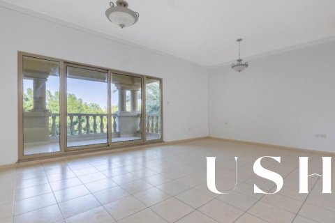 Vila v Jumeirah Islands, Dubai, SAE 4 ložnice, 1025 m² Č.: 629134 - fotografie 9