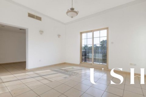 Vila v Jumeirah Islands, Dubai, SAE 4 ložnice, 1025 m² Č.: 629134 - fotografie 15