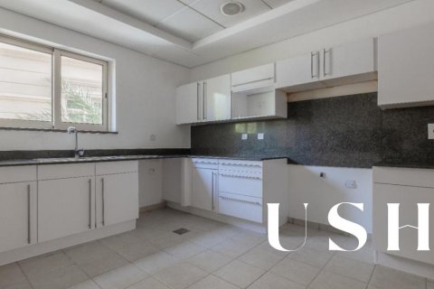 Vila v Jumeirah Islands, Dubai, SAE 4 ložnice, 1025 m² Č.: 629134 - fotografie 10