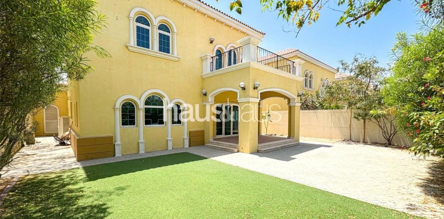Vila v Jumeirah Park, Dubai, SAE 3 ložnice, 328 m² Č.: 625188