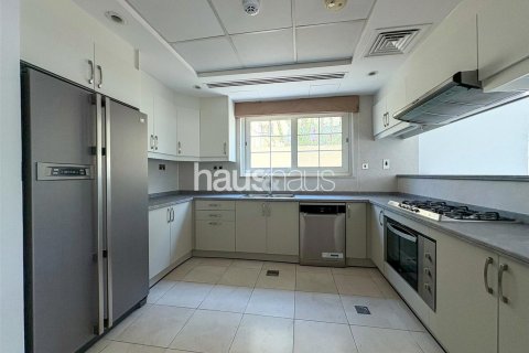 Vila v Jumeirah Park, Dubai, SAE 3 ložnice, 328 m² Č.: 625190 - fotografie 4