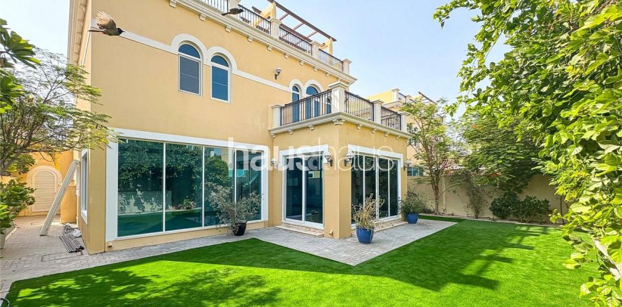 Villa in Jumeirah Park, Dubai, UAE 4 bedrooms, 386 sq.m. № 625187