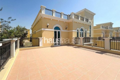 Villa in Jumeirah Park, Dubai, UAE 4 bedrooms, 386 sq.m. № 625187 - photo 14