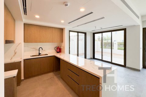 Řadový dům v Dubai, SAE 4 ložnice, 216 m² Č.: 597642 - fotografie 5