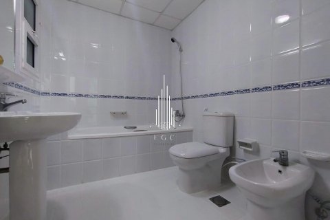Appartement à louer à Hamdan Street, Abu Dhabi, EAU 3 chambres, 213.7 m2 № 576054 - photo 19