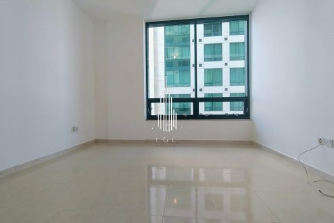 Appartement à louer à Hamdan Street, Abu Dhabi, EAU 3 chambres, 213.7 m2 № 576054 - photo 6