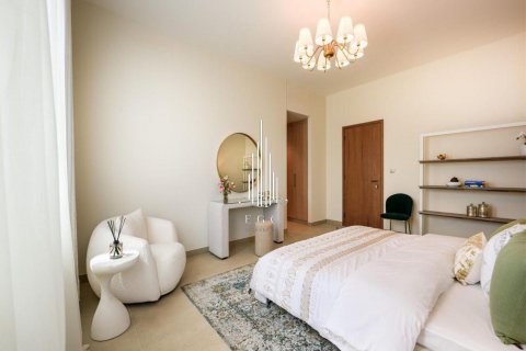 Villa in Khalifa City, Abu Dhabi, UAE 5 bedrooms, 428.9 sq.m. № 569366 - photo 4