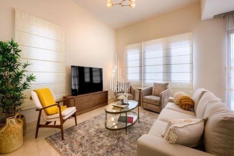 Villa in Khalifa City, Abu Dhabi, UAE 5 bedrooms, 428.9 sq.m. № 569366 - photo 8