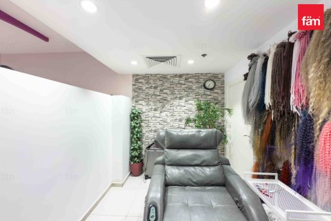 Dyqan në Dubai, Emiratet e Bashkuara Arabe 80.6 m2. № 595983 - Foto 2