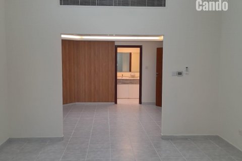 Villa in Al Barsha, Dubai, UAE 5 bedrooms, 1393.5 sq.m. № 570591 - photo 4