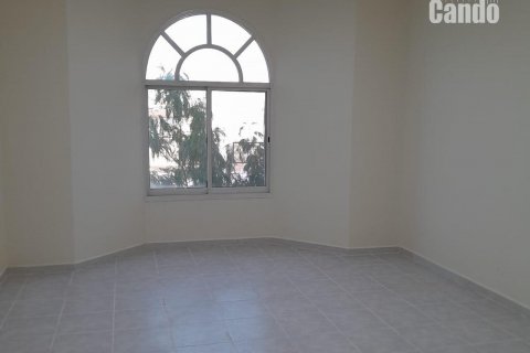 Villa in Al Barsha, Dubai, UAE 5 bedrooms, 1393.5 sq.m. № 570591 - photo 11