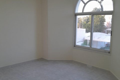 Villa in Al Barsha, Dubai, UAE 5 bedrooms, 1393.5 sq.m. № 570591 - photo 10