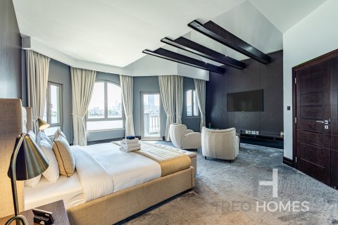Vila di Palm Jumeirah, Dubai, UEA 4 kamar tidur, 465 m2 nomor 586511 - foto 28