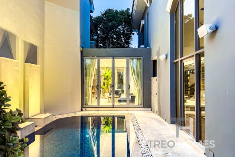 Vila di Palm Jumeirah, Dubai, UEA 4 kamar tidur, 465 m2 nomor 586511 - foto 10