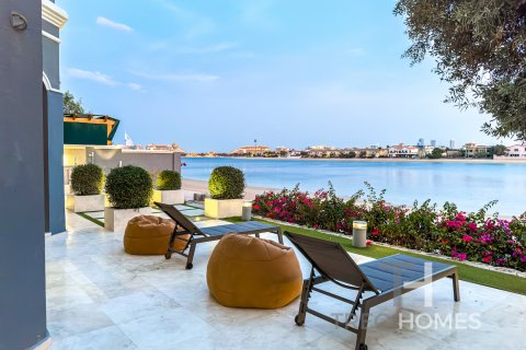 Vila di Palm Jumeirah, Dubai, UEA 4 kamar tidur, 465 m2 nomor 586511 - foto 24