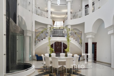 Vila v Emirates Hills, Dubai, SAE 7 ložnice, 1724 m² Č.: 586508 - fotografie 3