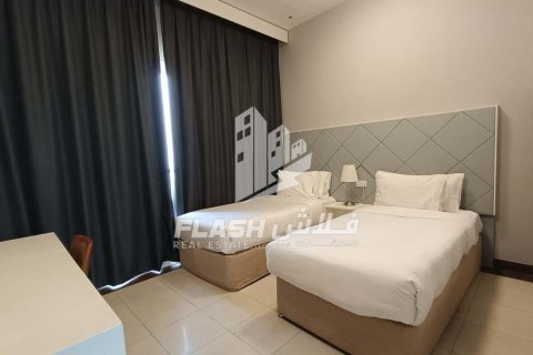 Shtëpi në qytet në Al Hamra Village, Ras Al Khaimah, Emiratet e Bashkuara Arabe 3 dhoma gjumi, 260.1 m2. № 611646 - Foto 8
