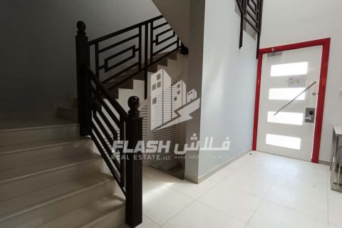 Shtëpi në qytet në Al Hamra Village, Ras Al Khaimah, Emiratet e Bashkuara Arabe 3 dhoma gjumi, 260.1 m2. № 611646 - Foto 11