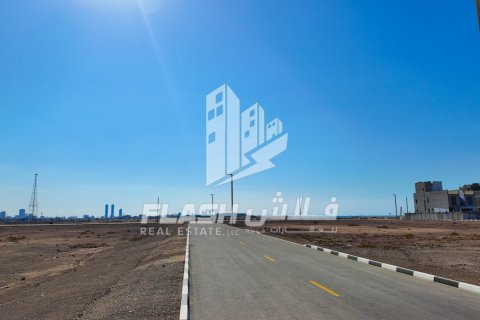 Pozemek v Al Mairid, Ras Al Khaimah, SAE 445.9 m² Č.: 611645 - fotografie 9