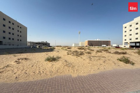 Land in Dubai, UAE 1812.9 sq.m. № 582868 - photo 1