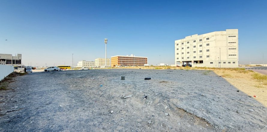 Land in Dubai, VAE: 1858 m2 Nr. 582866