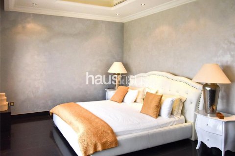 Villa te huur in Palm Jumeirah, Dubai, VAE 4 slaapkamers, 372 vr.m., nr 626582 - foto 14