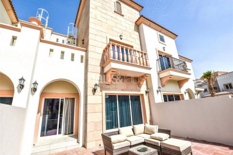 Stadthaus zur Miete in Jumeirah Golf Estates, Dubai, VAE 3 Schlafzimmer, 267 m2 Nr. 626578 - Foto 2