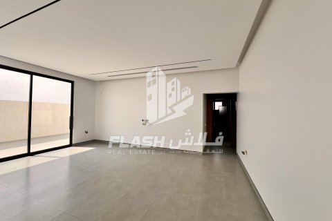 阿联酋 Ras Al Khaimah Al Uraibi 待售 : 7 卧, 1087 平方米 , 编号611666 - 照片 3