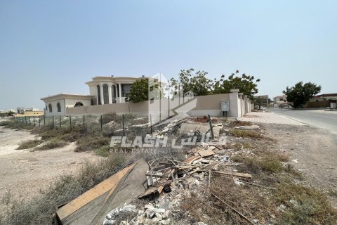 Land in Shamal Julphar, Ras Al Khaimah, UAE 2972.3 sq.m. № 611664 - photo 8