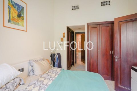 Apartment in Old Town, Dubai, UAE 2 bedrooms, 120 sq.m. № 627554 - photo 9