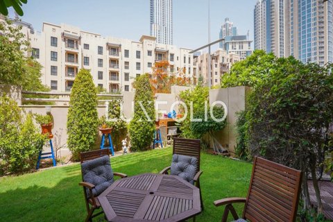 Apartment in Old Town, Dubai, UAE 2 bedrooms, 120 sq.m. № 627554 - photo 3