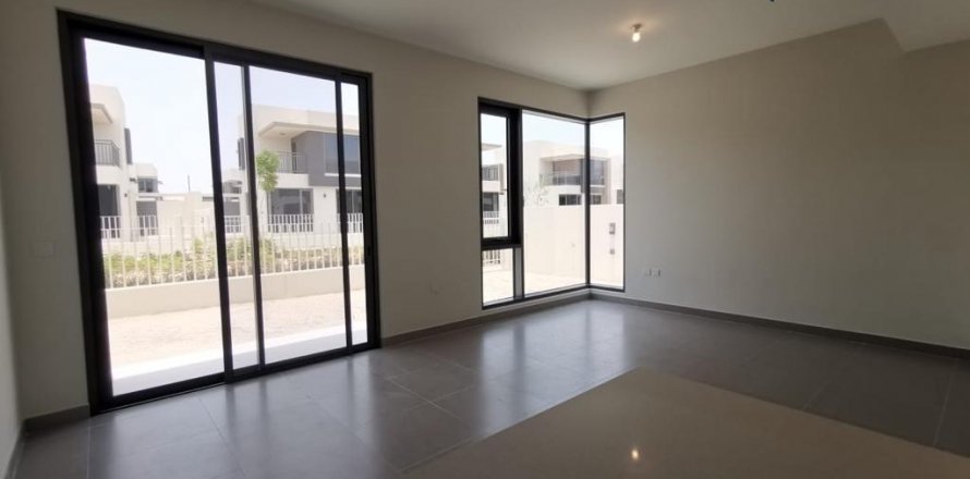 Ridamaja asukohaga Dubai Hills Estate, Dubai, AÜE: 4 magamistoaga, 282.5 m² Nr 570042
