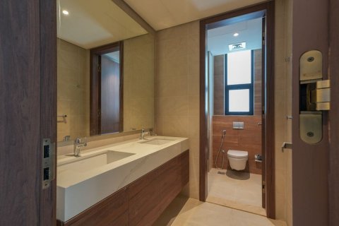 Commercial property on the Saadiyat Island, Abu Dhabi, UAE 4 bedrooms, 537 sq.m. № 594104 - photo 13